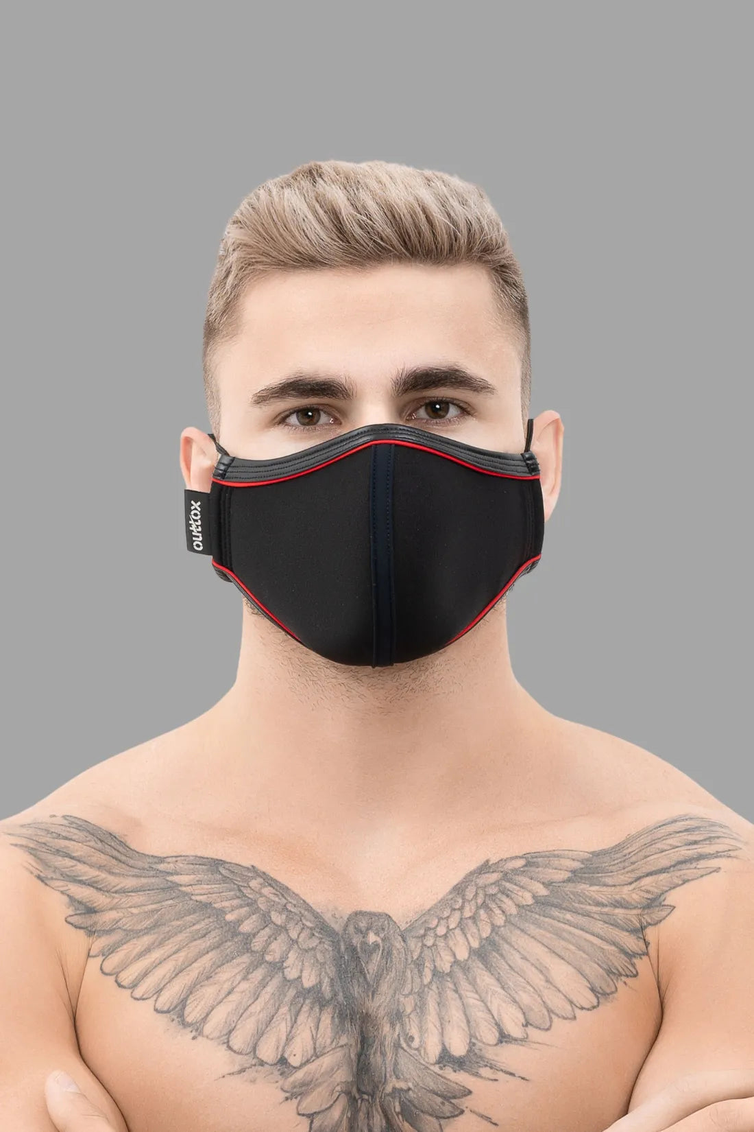 Outtox. Everyday Mask. Black and Red