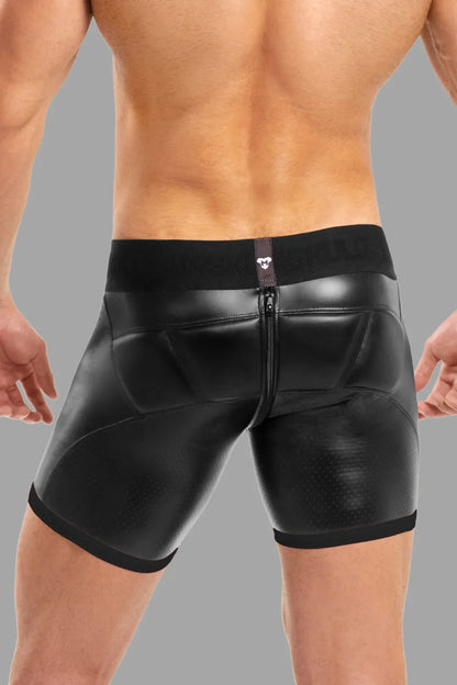 Basisshort met zeem. Achterkant met ritssluiting. Zwart