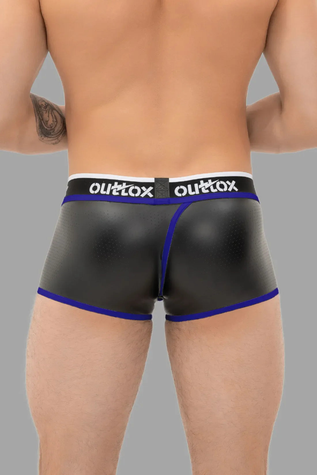 Outtox. Pantalones cortos traseros envueltos con bragueta a presión. Azul